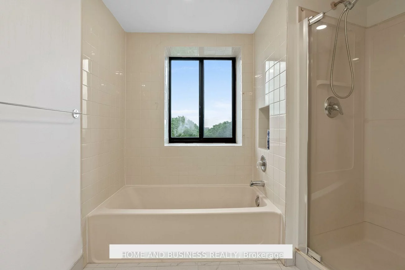 4235, SHERWOODTOWNE, City Centre, Mississauga