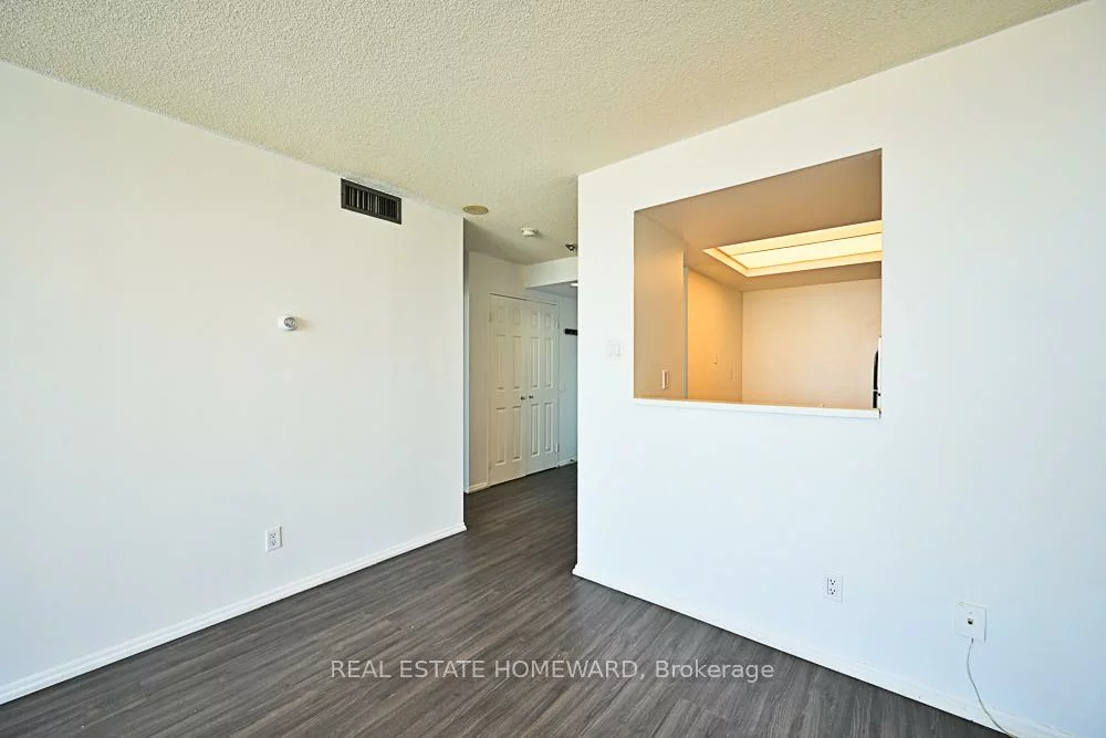 4460, Tucana, Hurontario, Mississauga