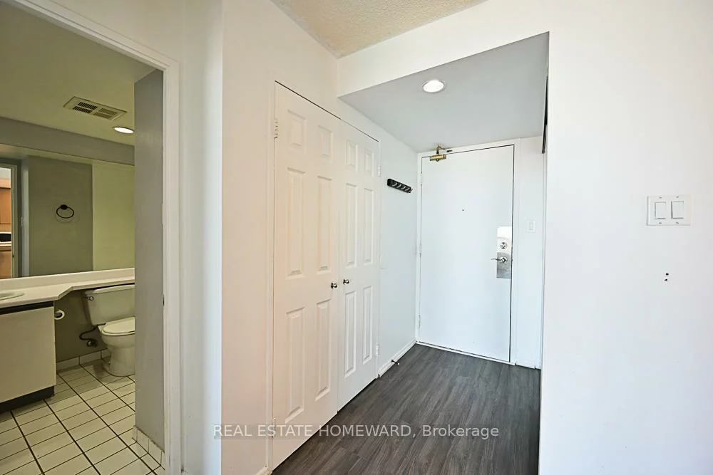 4460, Tucana, Hurontario, Mississauga