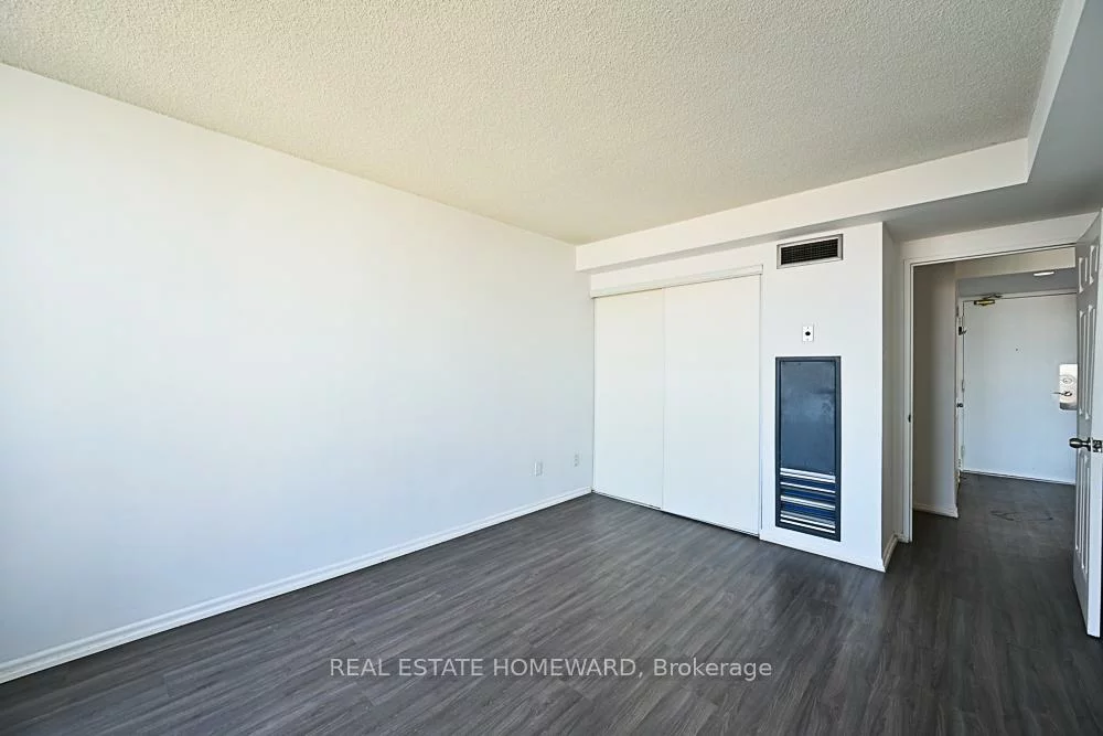 4460, Tucana, Hurontario, Mississauga