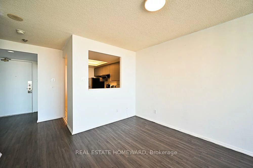 4460, Tucana, Hurontario, Mississauga