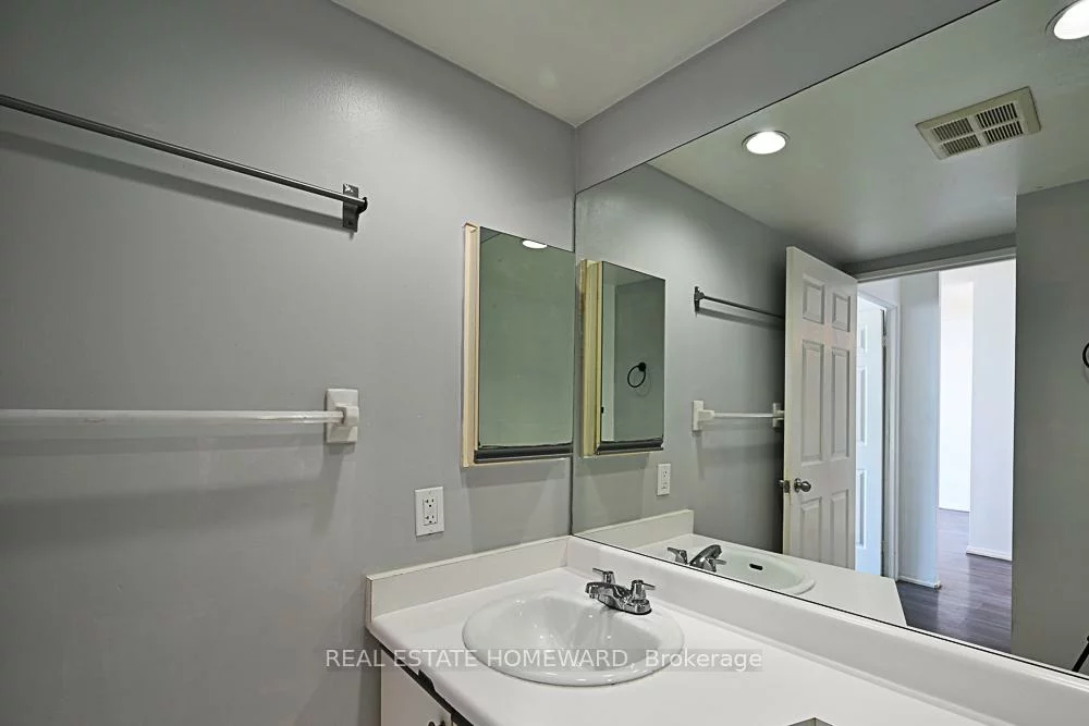 4460, Tucana, Hurontario, Mississauga