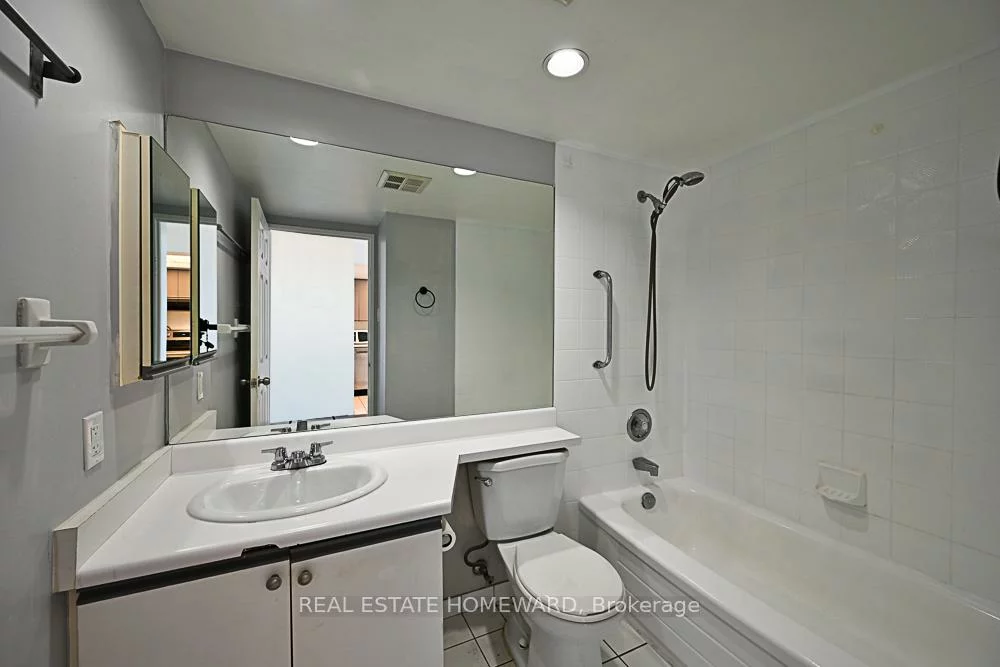 4460, Tucana, Hurontario, Mississauga