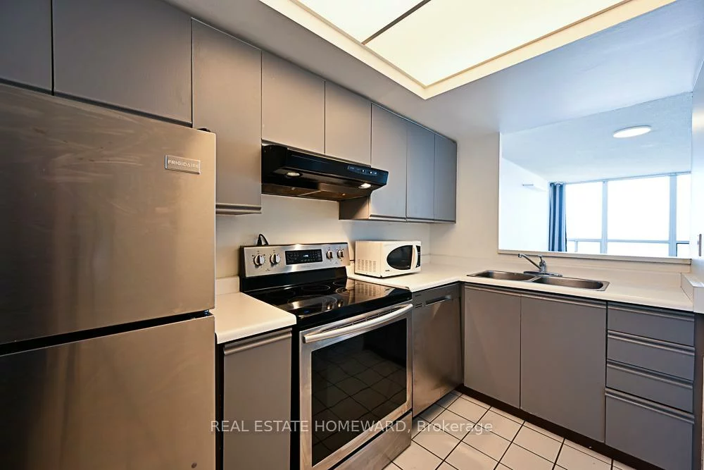 4460, Tucana, Hurontario, Mississauga