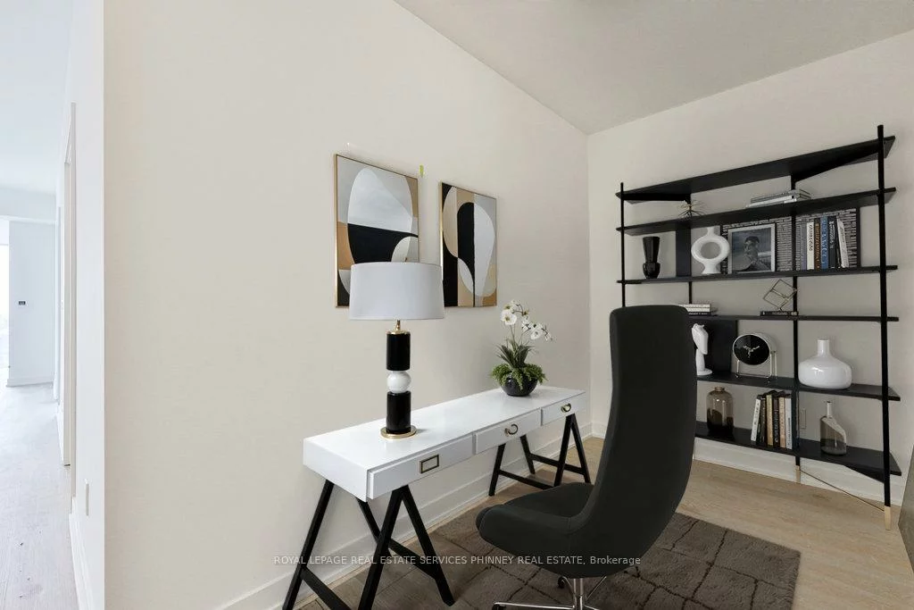 1035, Southdown, Clarkson, Mississauga