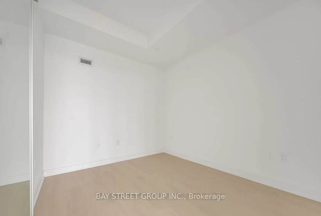 3900, Confederation, City Centre, Mississauga