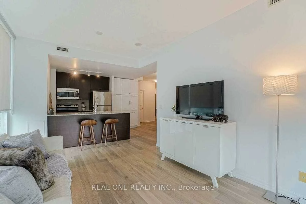 223, Webb, City Centre, Mississauga