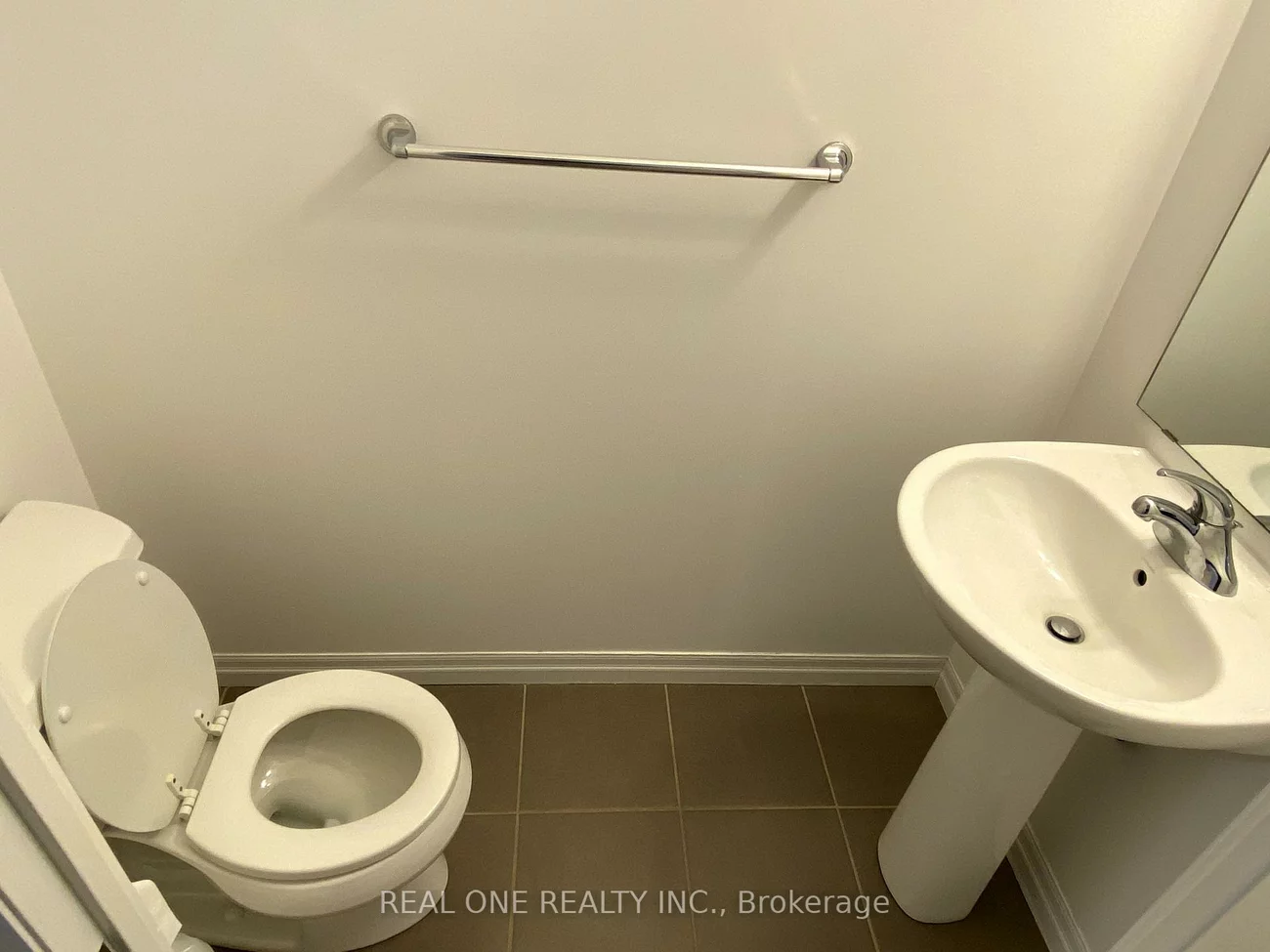 223, Webb, City Centre, Mississauga