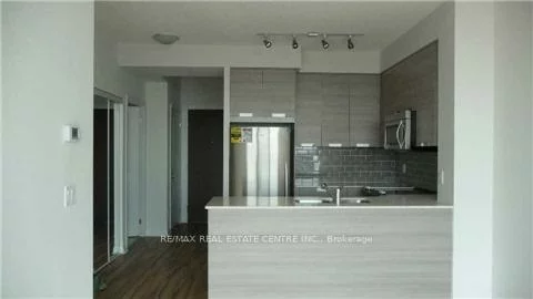 75, Eglinton, Hurontario, Mississauga