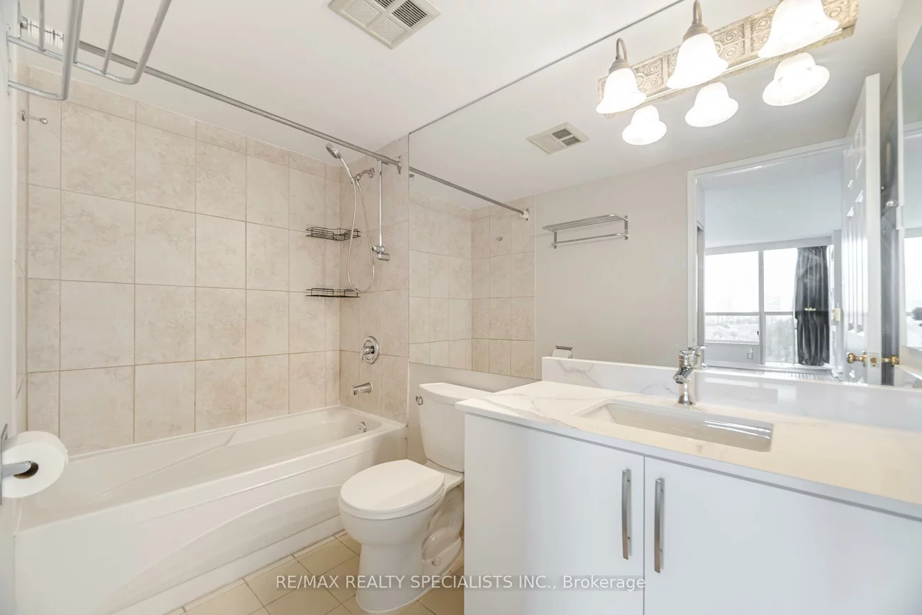 55, Elm, City Centre, Mississauga