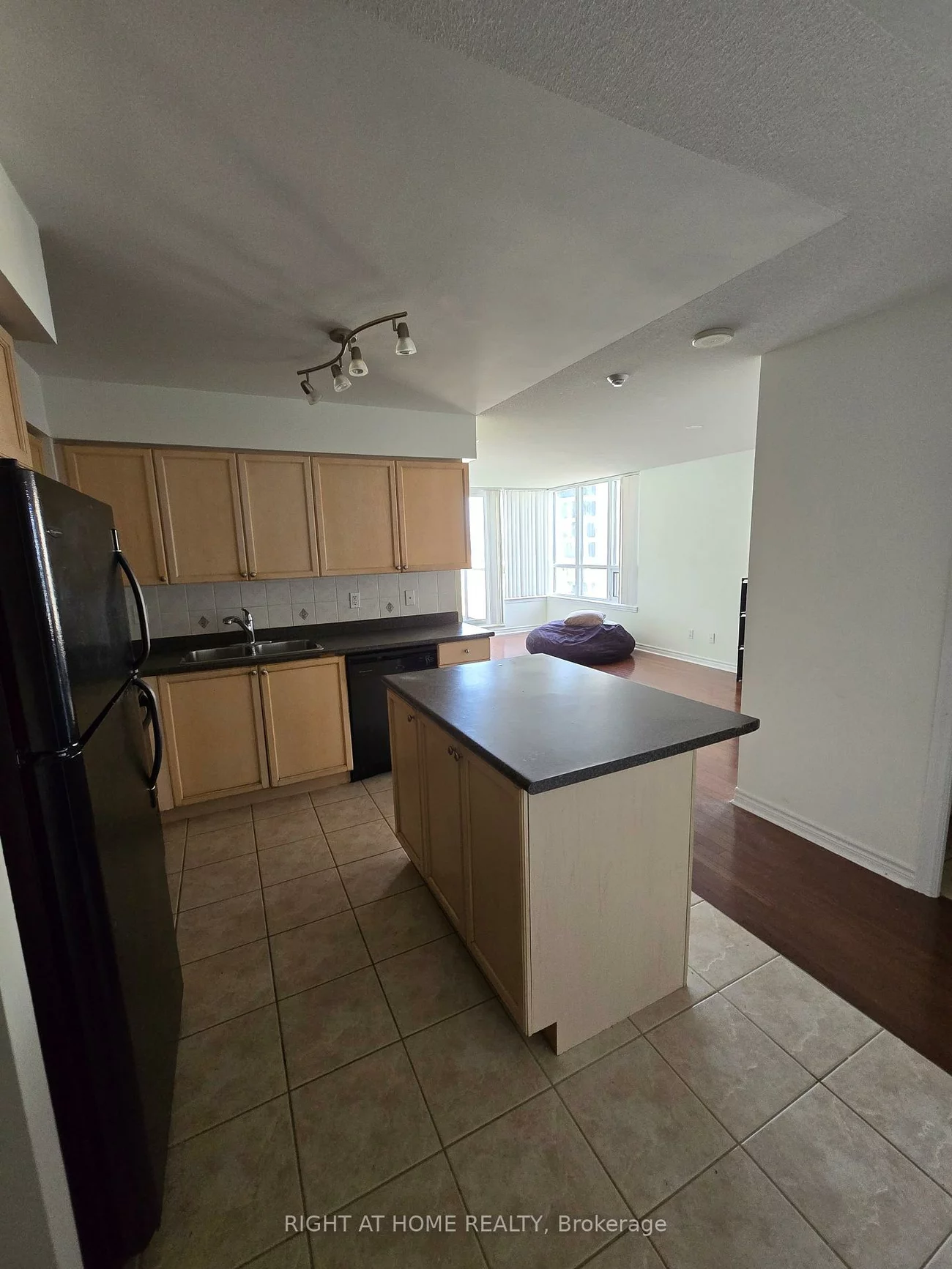 4080, Living Arts, City Centre, Mississauga