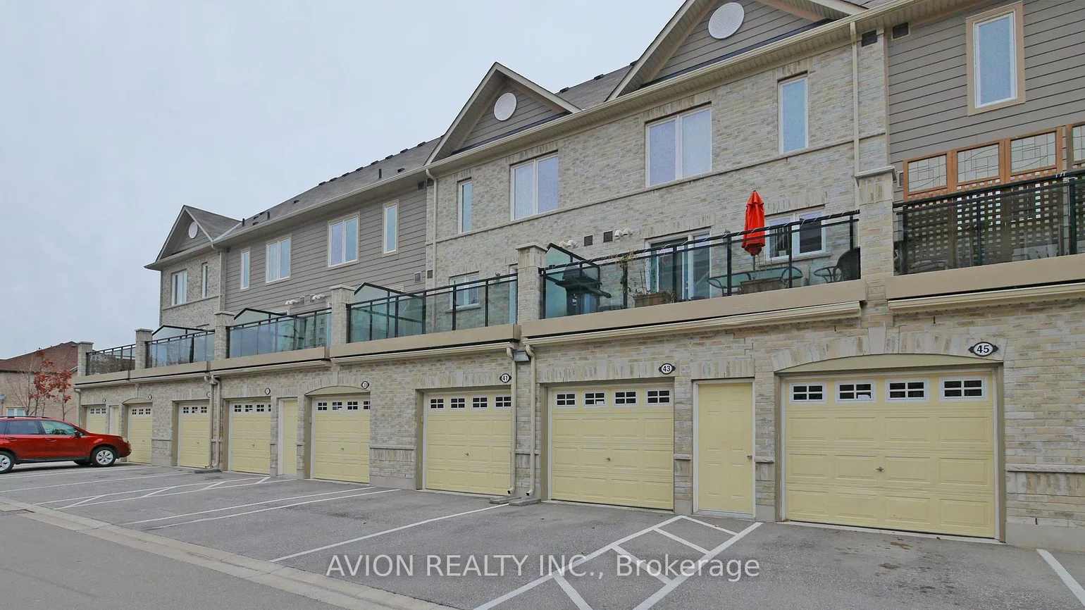 2891, Rio, Central Erin Mills, Mississauga