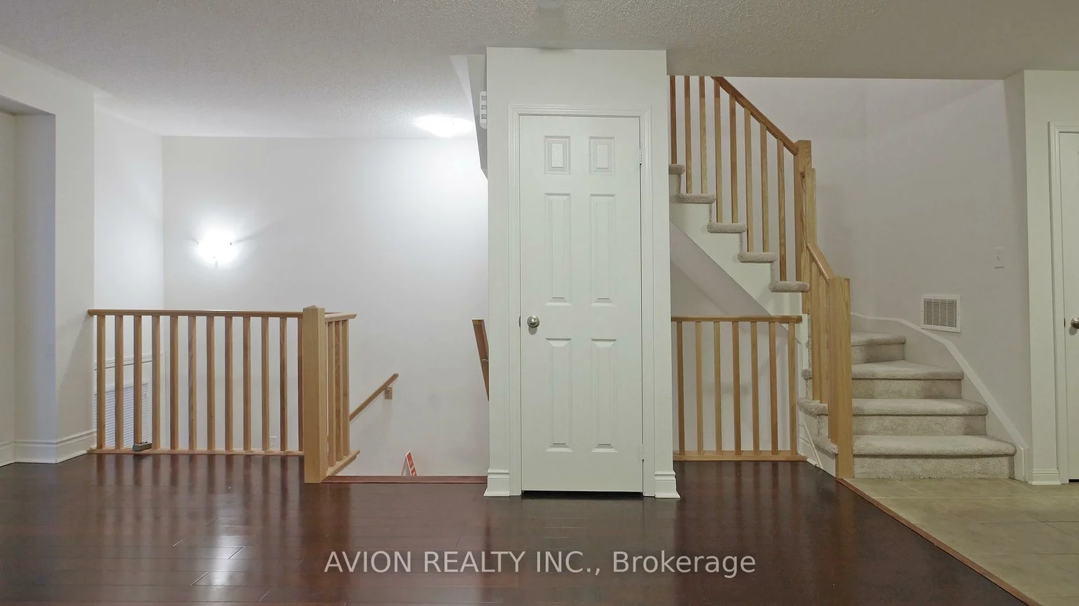 2891, Rio, Central Erin Mills, Mississauga