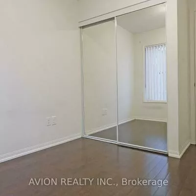2891, Rio, Erin Mills, Mississauga