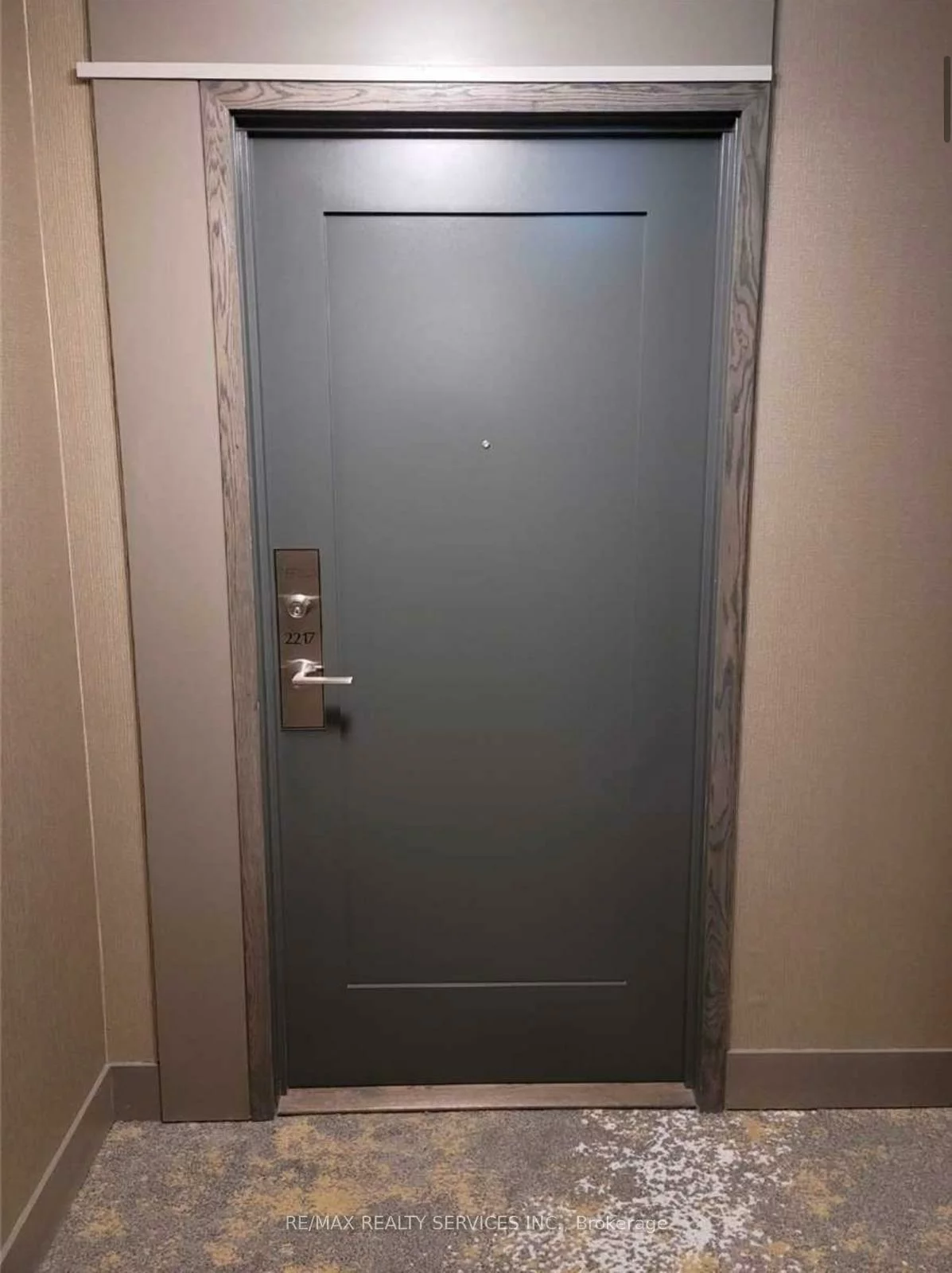 35, Watergarden, Hurontario, Mississauga