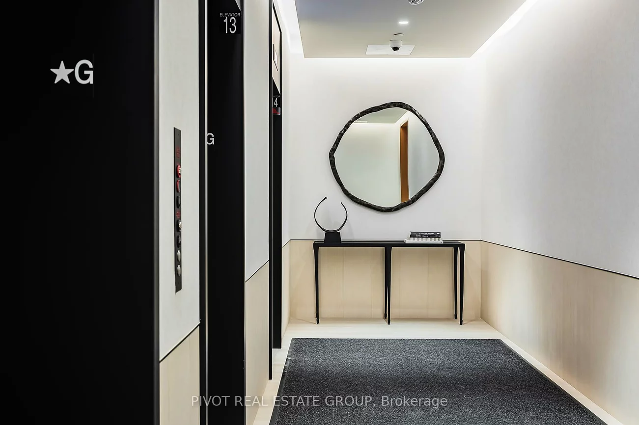 4023, The Exchange, City Centre, Mississauga