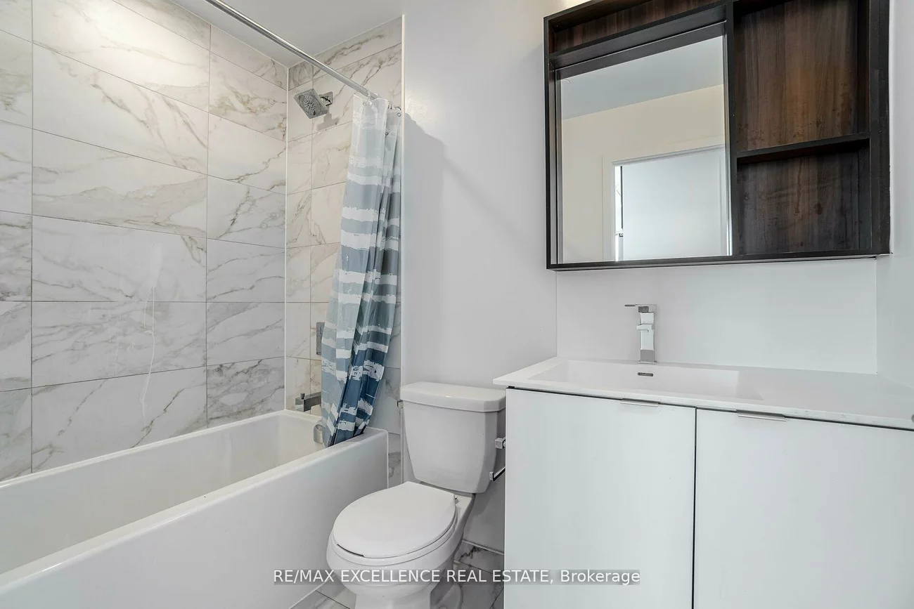 4065, Confederation, City Centre, Mississauga