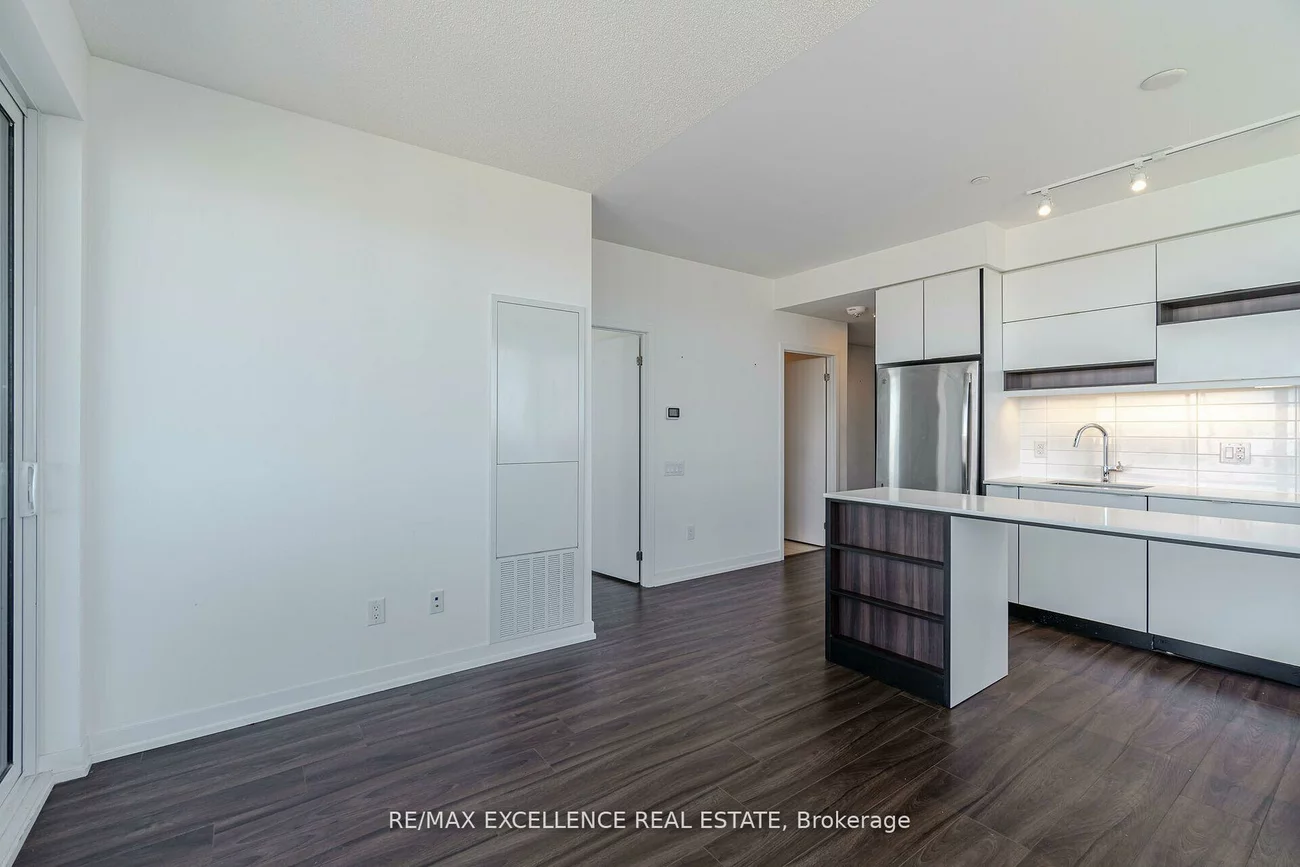 4065, Confederation, City Centre, Mississauga