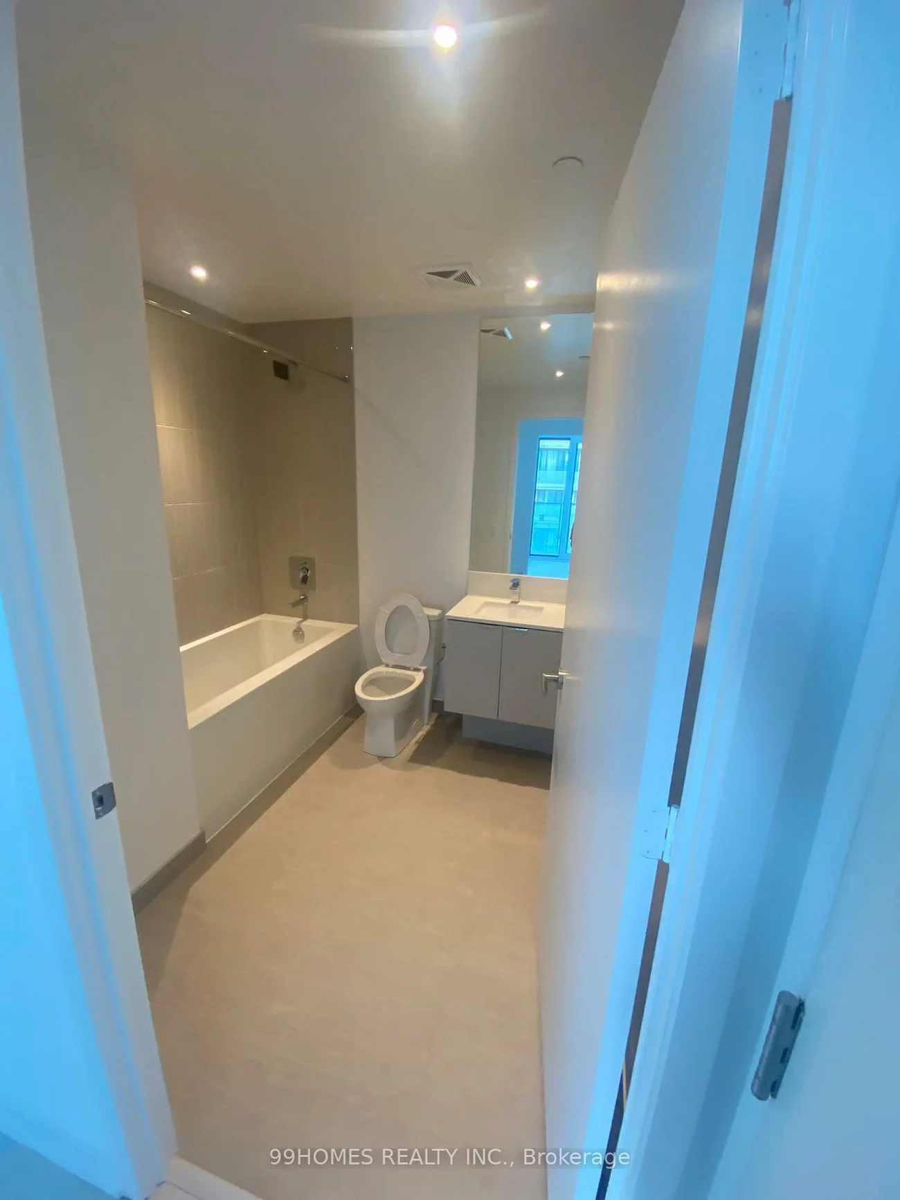 3883, Quartz, City Centre, Mississauga