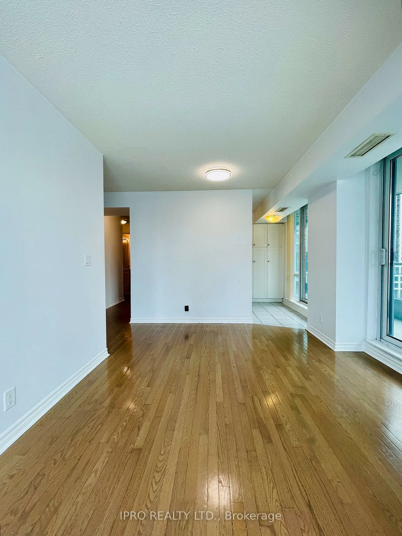 1, Elm, City Centre, Mississauga