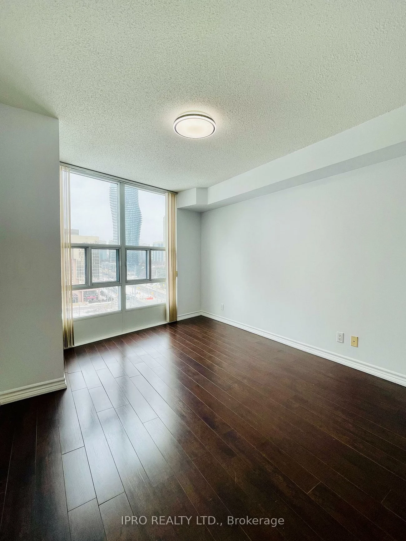 1, Elm, City Centre, Mississauga