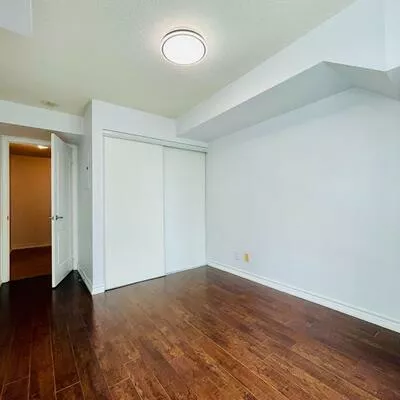 1, Elm, City Centre, Mississauga