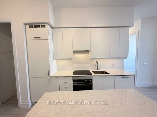 30, Elm, City Centre, Mississauga