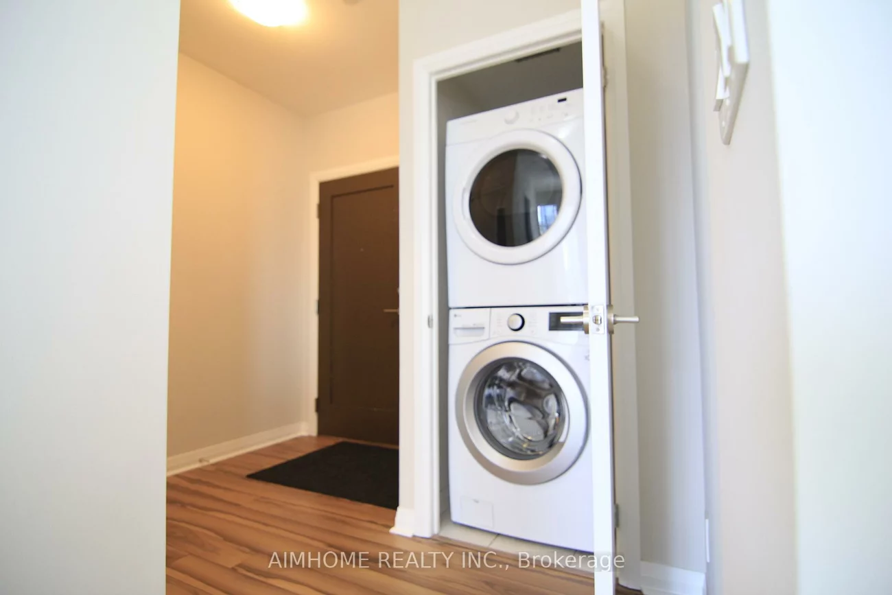 55, Eglinton, Hurontario, Mississauga