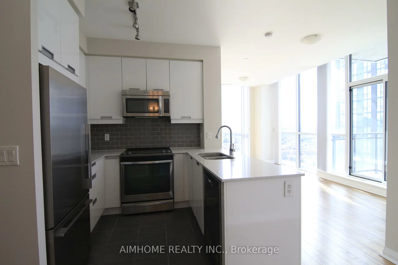55, Eglinton, Hurontario, Mississauga