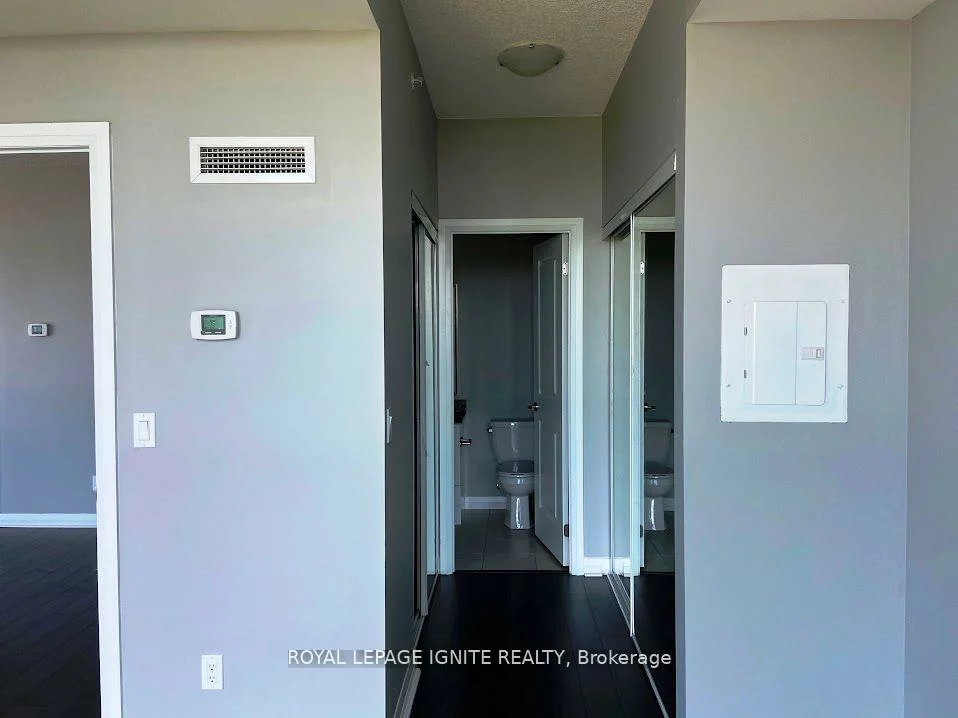 75, Eglinton, Hurontario, Mississauga