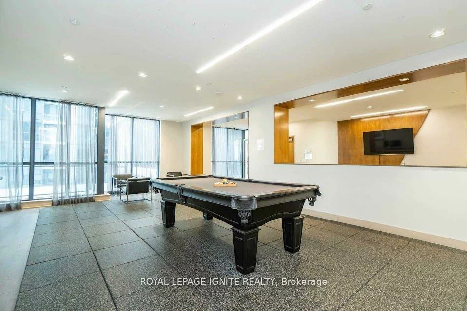 75, Eglinton, Hurontario, Mississauga