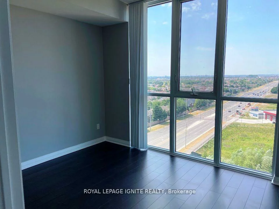 75, Eglinton, Hurontario, Mississauga