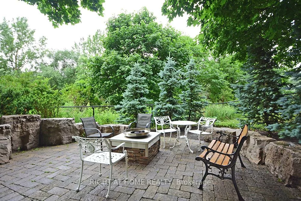 50, Eglinton, Hurontario, Mississauga