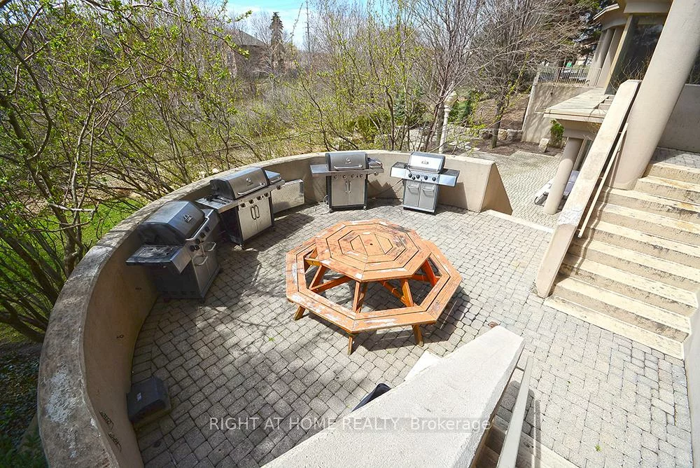 50, Eglinton, Hurontario, Mississauga