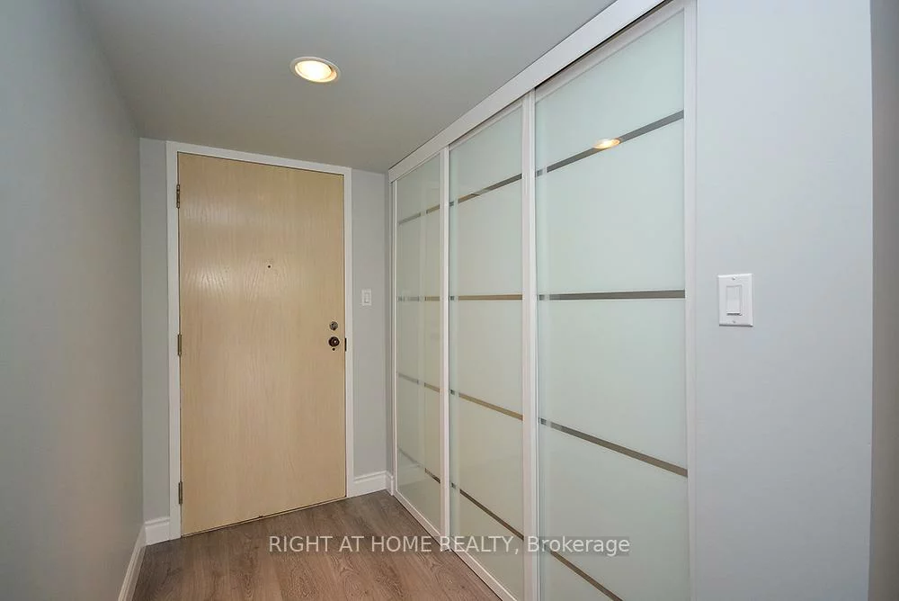 50, Eglinton, Hurontario, Mississauga