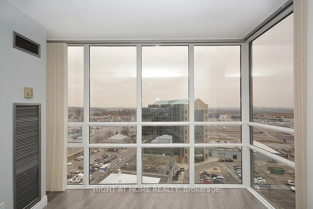 50, Eglinton, Hurontario, Mississauga