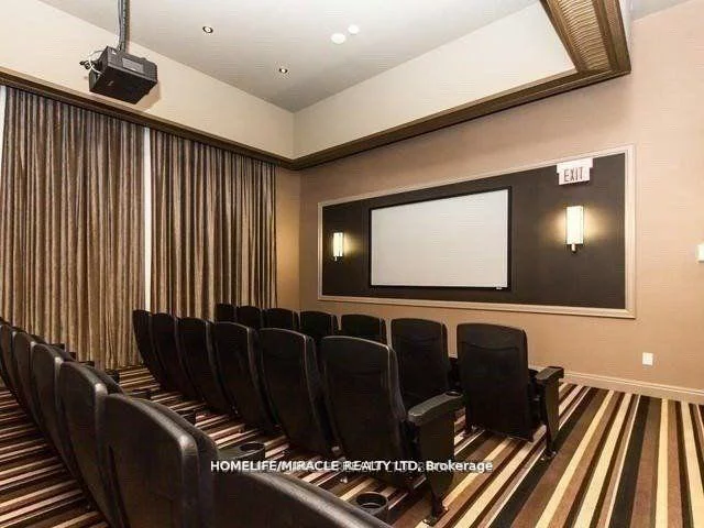385, Prince Of Wales, City Centre, Mississauga