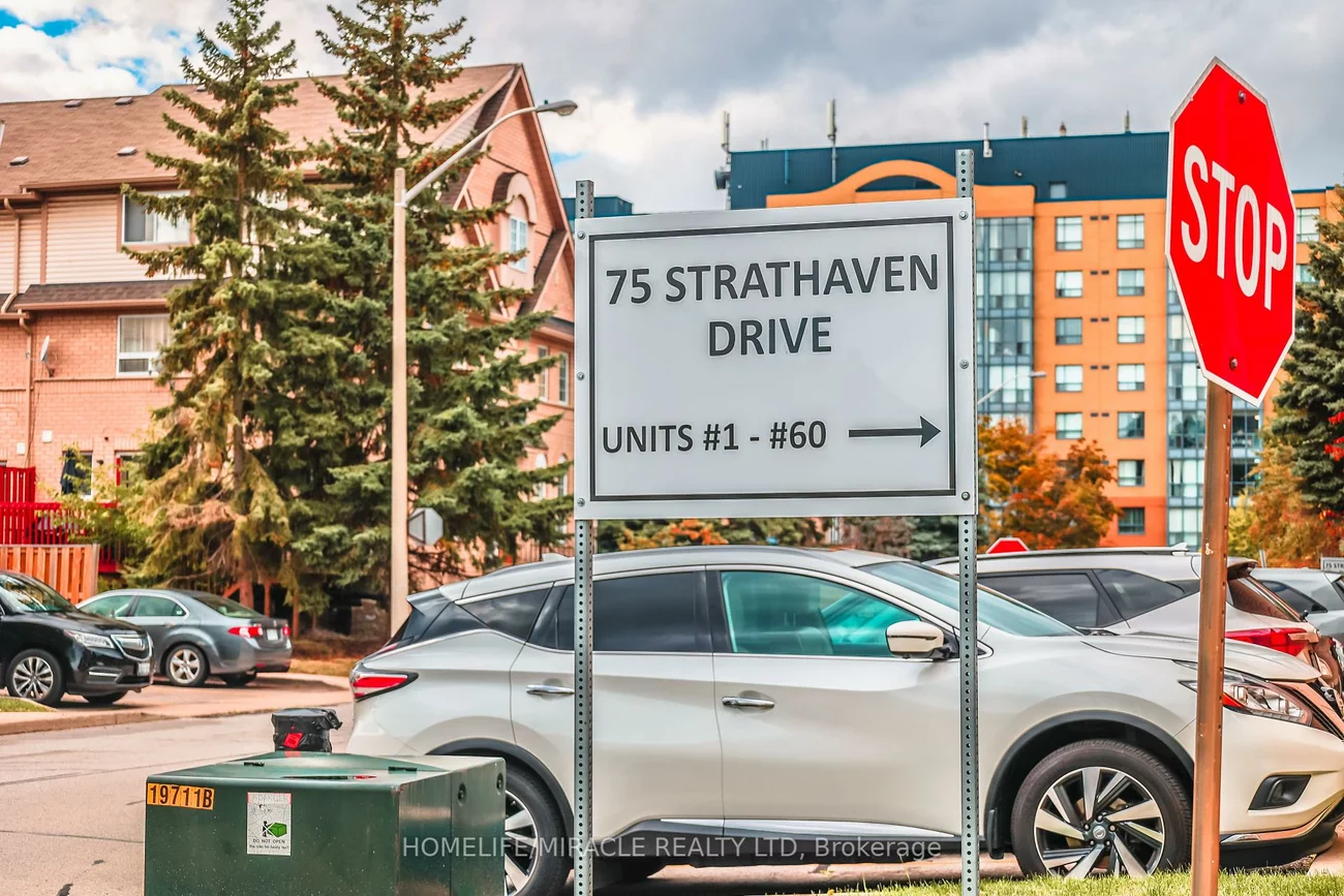 75, Strathaven, Hurontario, Mississauga