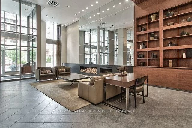 320, City Centre, City Centre, Mississauga