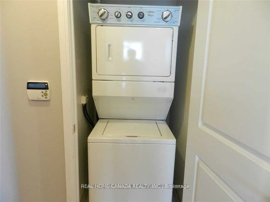 80, Absolute, City Centre, Mississauga