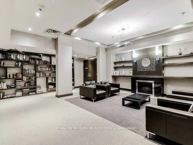 80, Absolute, City Centre, Mississauga