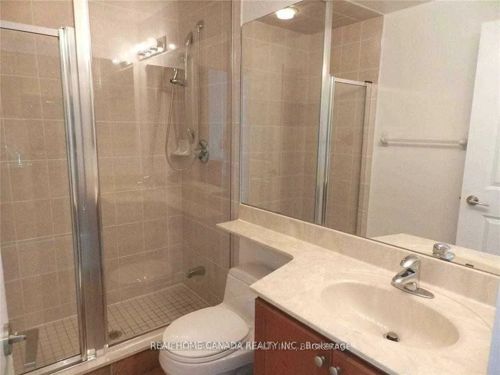 80, Absolute, City Centre, Mississauga
