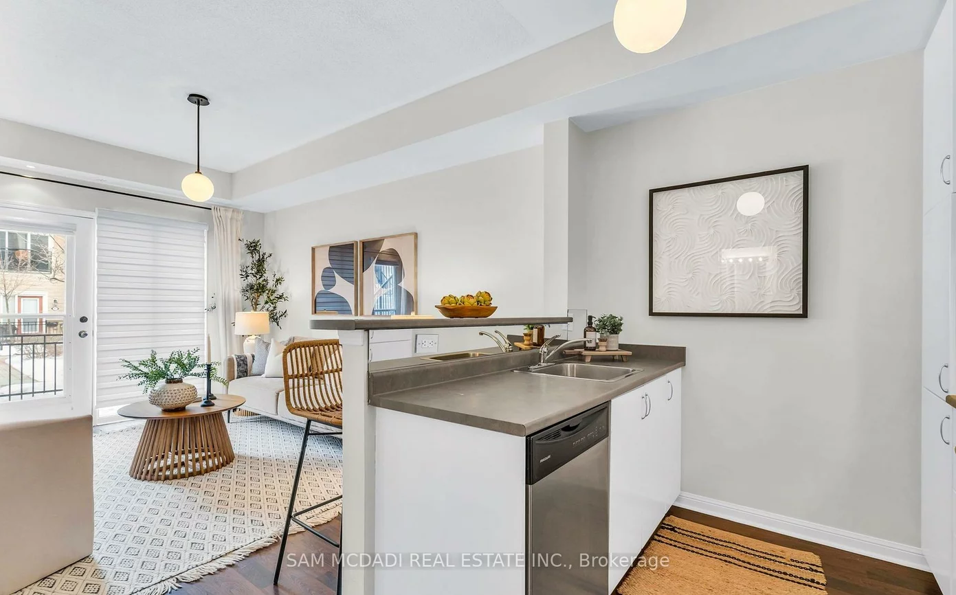 2891, Rio, Central Erin Mills, Mississauga