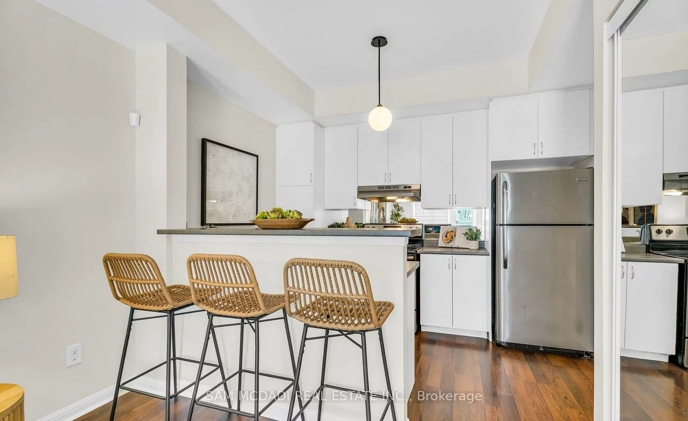 2891, Rio, Central Erin Mills, Mississauga