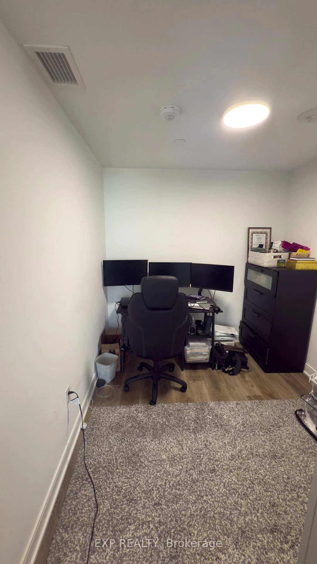 86, Dundas, Cooksville, Mississauga