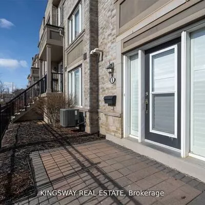 2915, Hazelton, Central Erin Mills, Mississauga