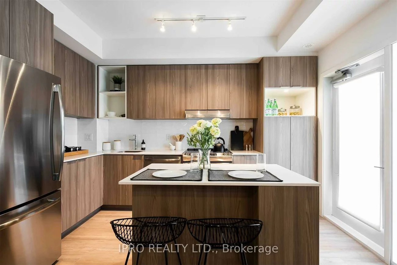 2530, Eglinton, Central Erin Mills, Mississauga