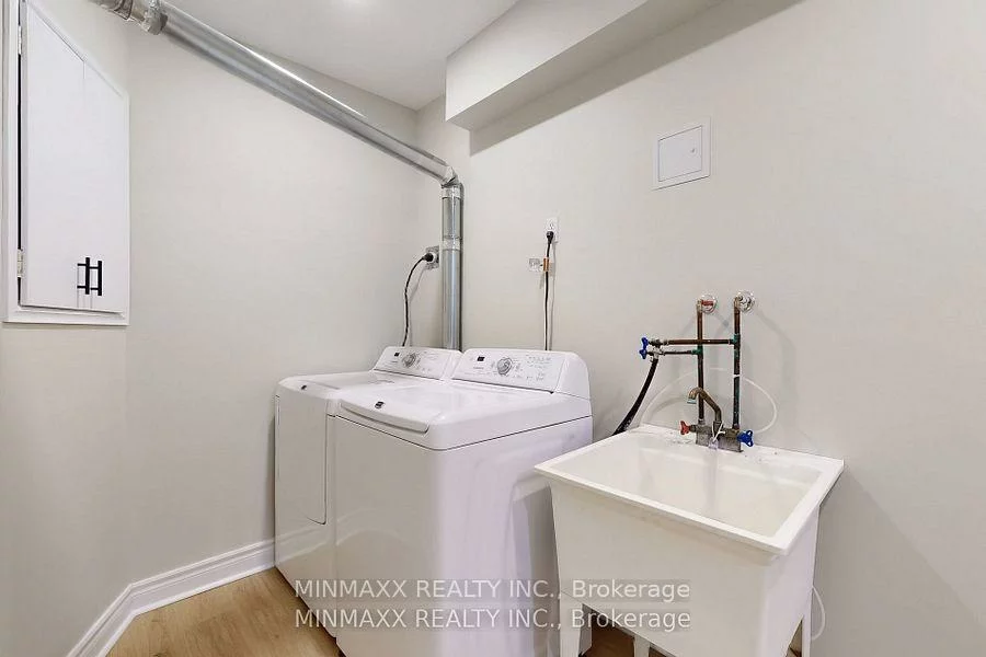 1480, Britannia, East Credit, Mississauga