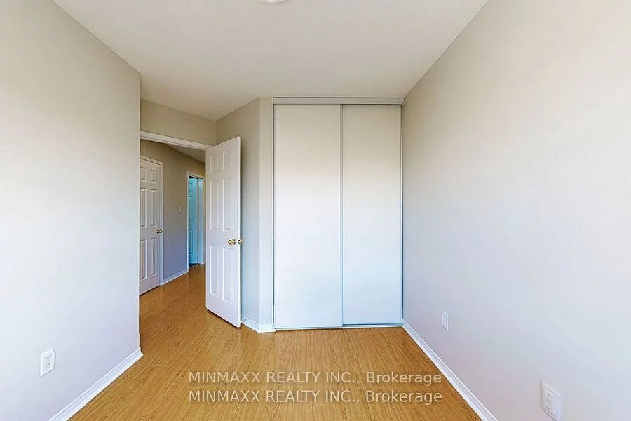 1480, Britannia, East Credit, Mississauga