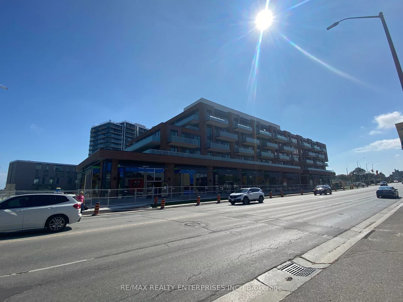 215, Lakeshore, Port Credit, Mississauga